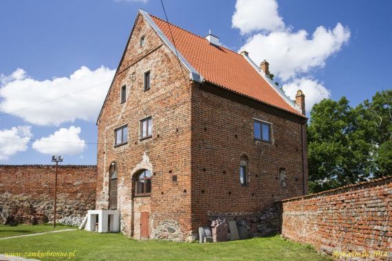 Miejskie mury obronne w Sępopolu baszta