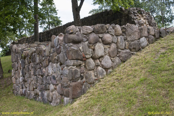 Ruiny zamku Ārai&scaron;i
