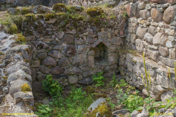 Ruiny zamku Āraiši