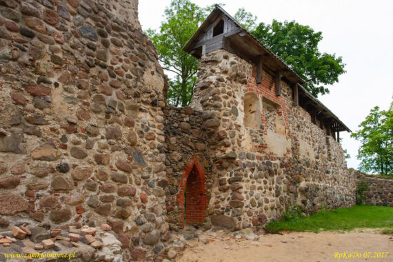 Zamek w Dobele zamek górny