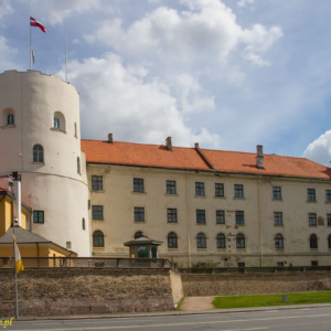 Ryga mury miejskie wieża św. Ducha