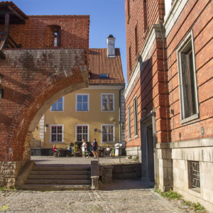 Ryga mury miejskie fragment zrekonstruowanych umocnień