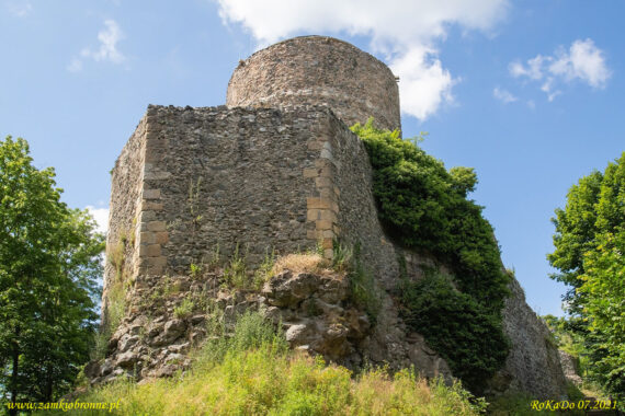 Zamek Lenno we Wleniu bergfried