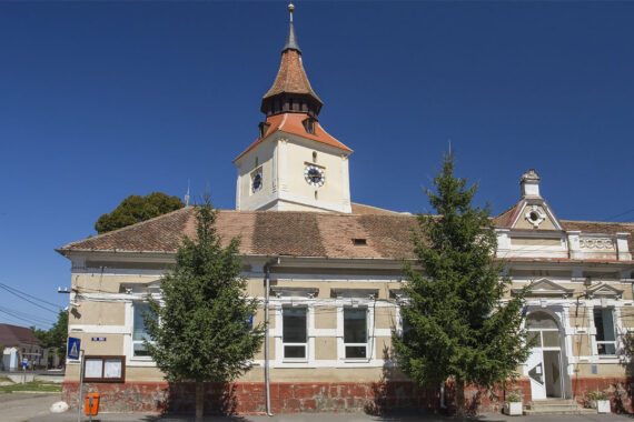 Kości&oacute;ł obronny w Bod