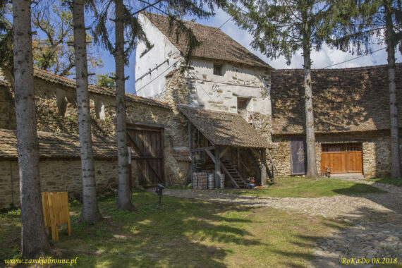 Kościół obronny w Criț