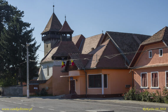 Kości&oacute;ł obronny w Danes