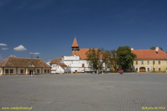 Kości&oacute;ł obronny w Miercurea Sibiului