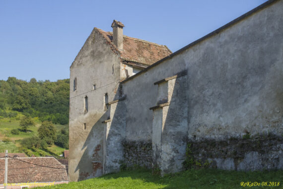 Kości&oacute;ł obronny w Șaroș pe T&acirc;rnave