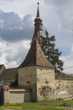 Kości&oacute;ł obronny w Dacia