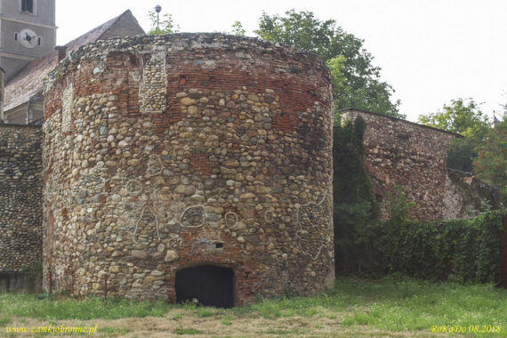 Kości&oacute;ł obronny w Orăștie