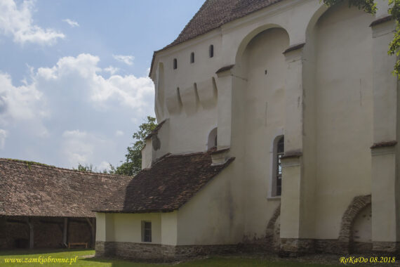 Kościół obronny w Buneşti