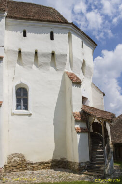 Kości&oacute;ł obronny w Buneşti