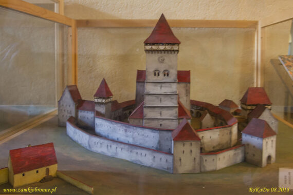 Kości&oacute;ł obronny w Cisnădie