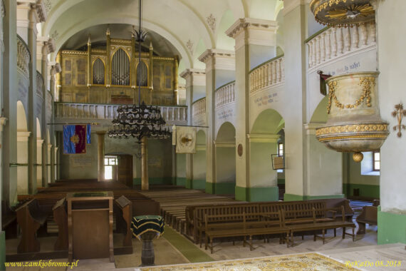 Kościół obronny w Cristian