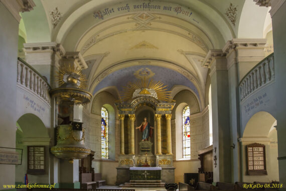 Kościół obronny w Cristian