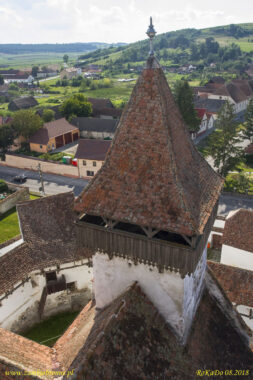 Kości&oacute;ł obronny w Homorod