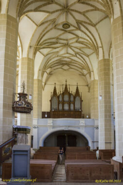 Kości&oacute;ł obronny w Biertan