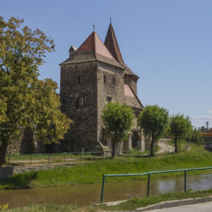 Kościół obronny w Cristian