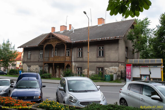 Zamek w Bochni ukryty w mocno przebudowanym budynku.