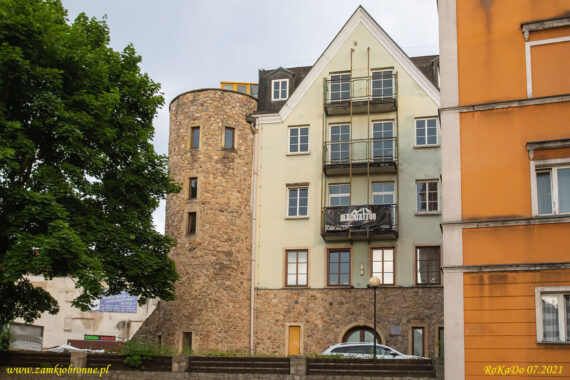 Miejskie mury obronne w Jeleniej G&oacute;rze