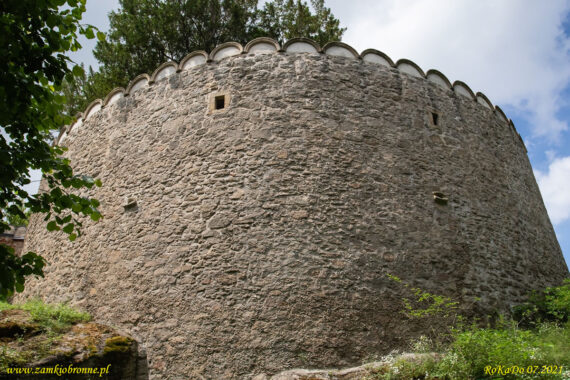 Zamek Chojnik basteja.