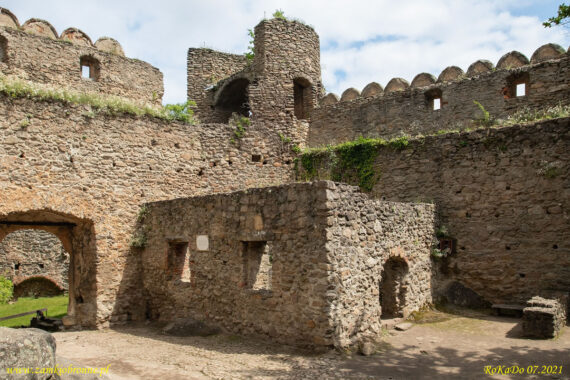 Zamek Chojnik. Budynek sali rozpraw.