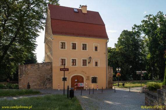 Złotoryja miejskie mury obronne.