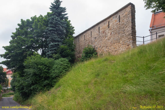 Złotoryja miejskie mury obronne.