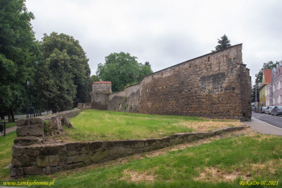 Złotoryja miejskie mury obronne.