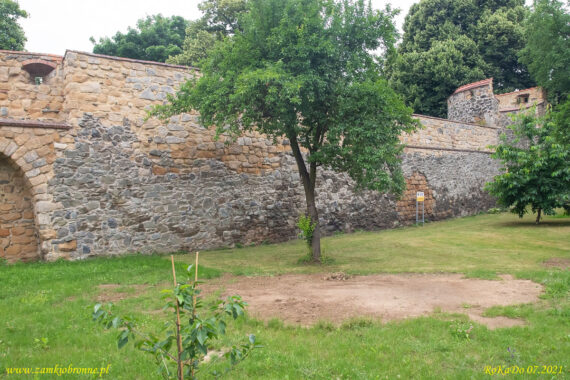 Złotoryja miejskie mury obronne.
