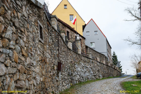 Gryf&oacute;w Śląski fragment średniowiecznych mur&oacute;w obronnych
