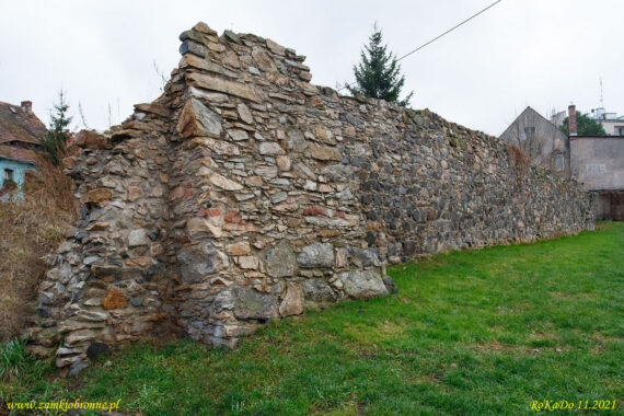 Gryf&oacute;w Śląski fragment średniowiecznych mur&oacute;w obronnych