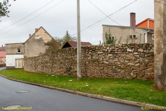 Gryf&oacute;w Śląski fragment średniowiecznych mur&oacute;w obronnych