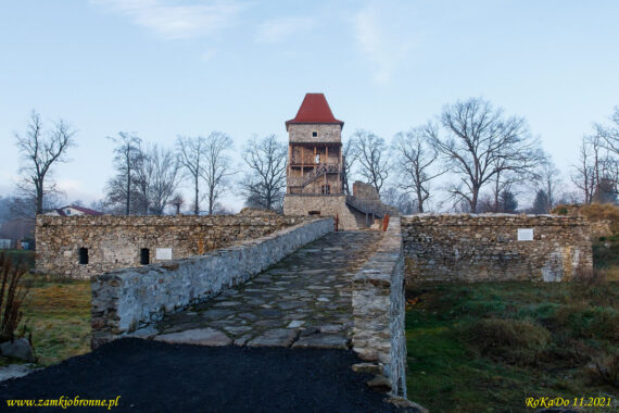 Ruiny zamku Stara Kamienica
