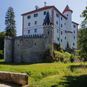 Renesansowy dwór Snežnik