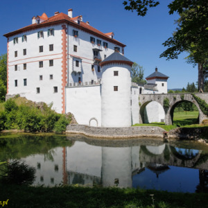 Renesansowy dwór Snežnik