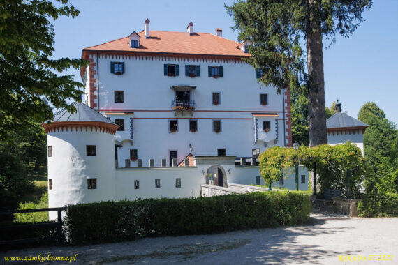 Renesansowy dw&oacute;r Snežnik