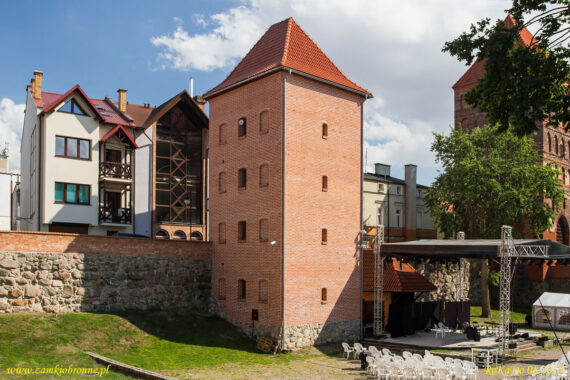 Miejskie mury obronne Chojnic