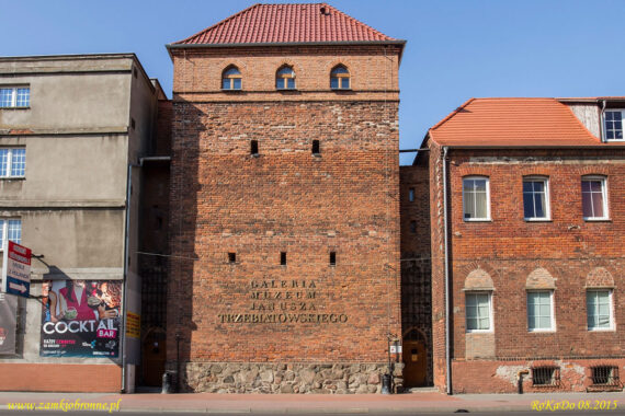 Miejskie mury obronne Chojnic baszta Więzienna