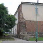 Radom miejskie mury obronne pozostałości bramy Krakowskiej