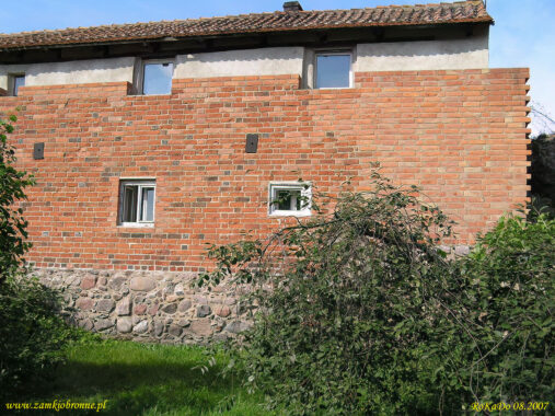 Golub miejskie mury obronne.