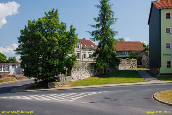 Nowogrodziec miejskie mury obronne