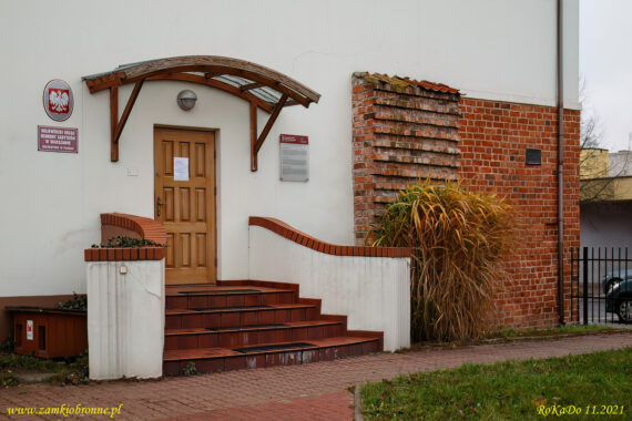 Płock miejskie mury obronne pozostałości baszty.