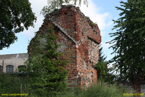 Choszczno miejskie mury obronne