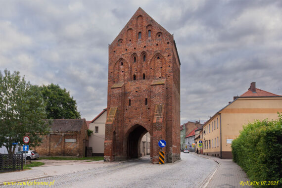 Lipiany miejskie mury obronne brama Myśliborska