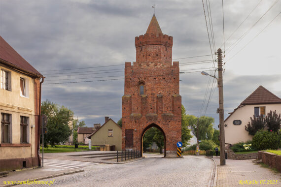 Lipiany miejskie mury obronne brama Pyrzycka
