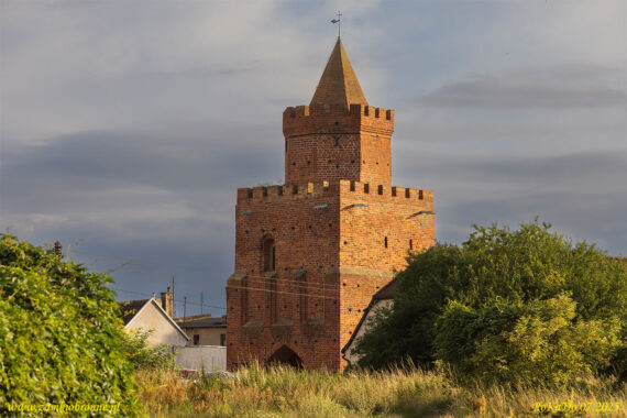 Lipiany miejskie mury obronne brama Pyrzycka