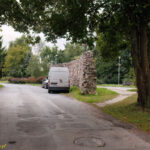 Dąbie zachowany fragment miejskich murów obronnych.