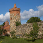 Trzcińsko miejskie mury obronne baszta Lodowa