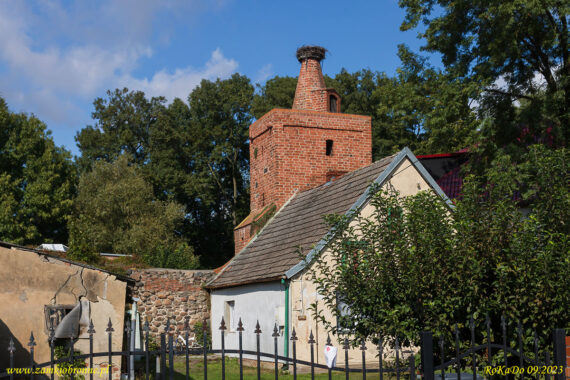 Trzcińsko miejskie mury obronne baszta Bociania